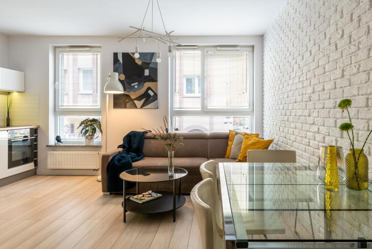 Apartamenty-Wroc Golden House Wroclaw Ngoại thất bức ảnh